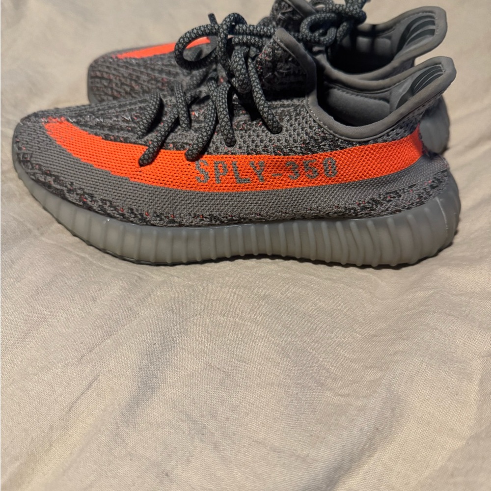 Yeezy Boost 350 in Charcoal and Neon Orange Beluga Reflective size 5.5 unisex